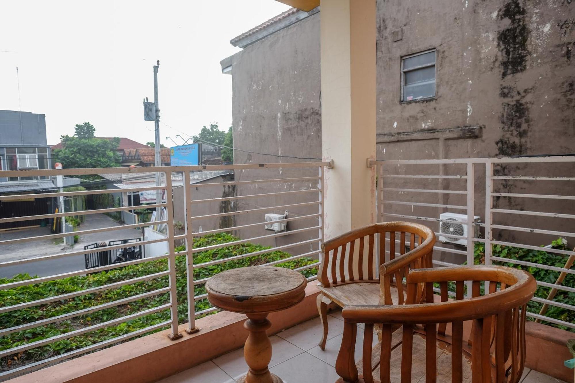 OYO 700 Griya Hanum Syariah Kejayan Bagian luar foto