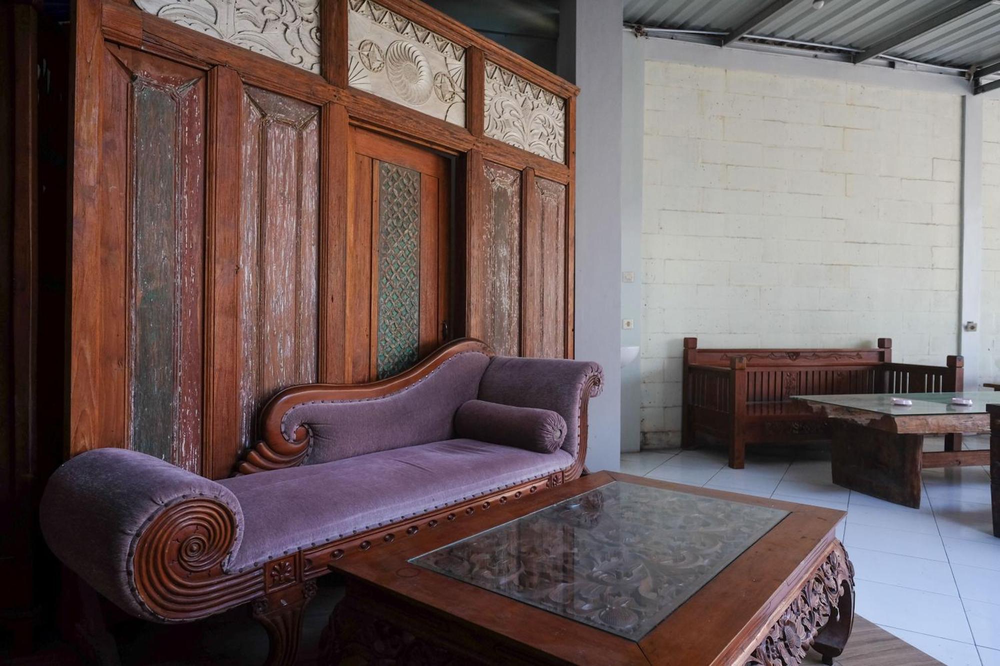 OYO 700 Griya Hanum Syariah Kejayan Bagian luar foto