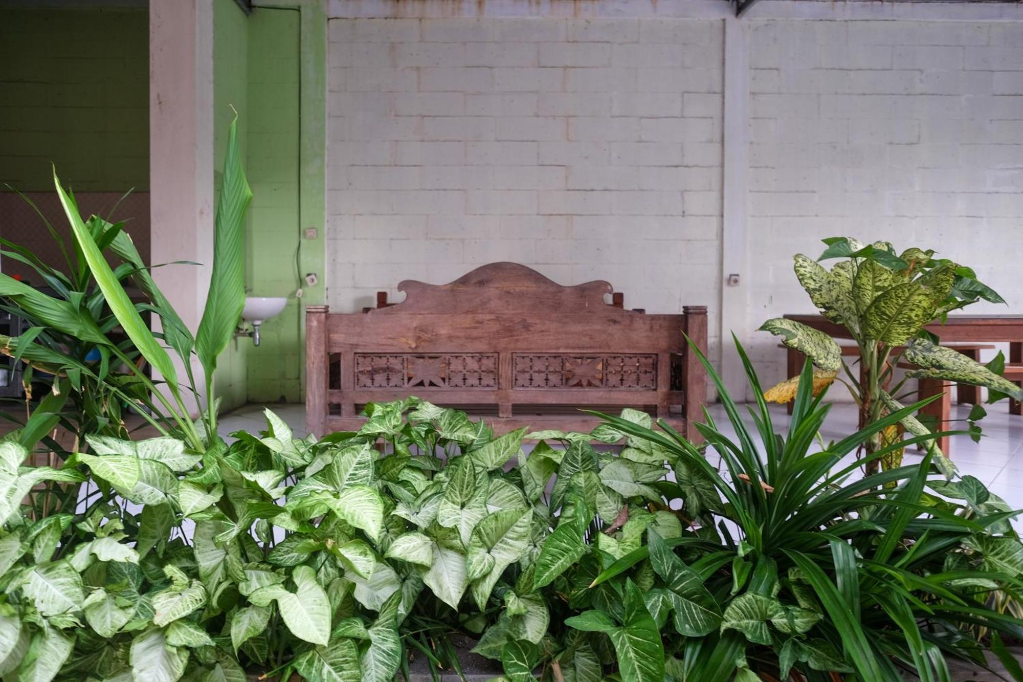 OYO 700 Griya Hanum Syariah Kejayan Bagian luar foto